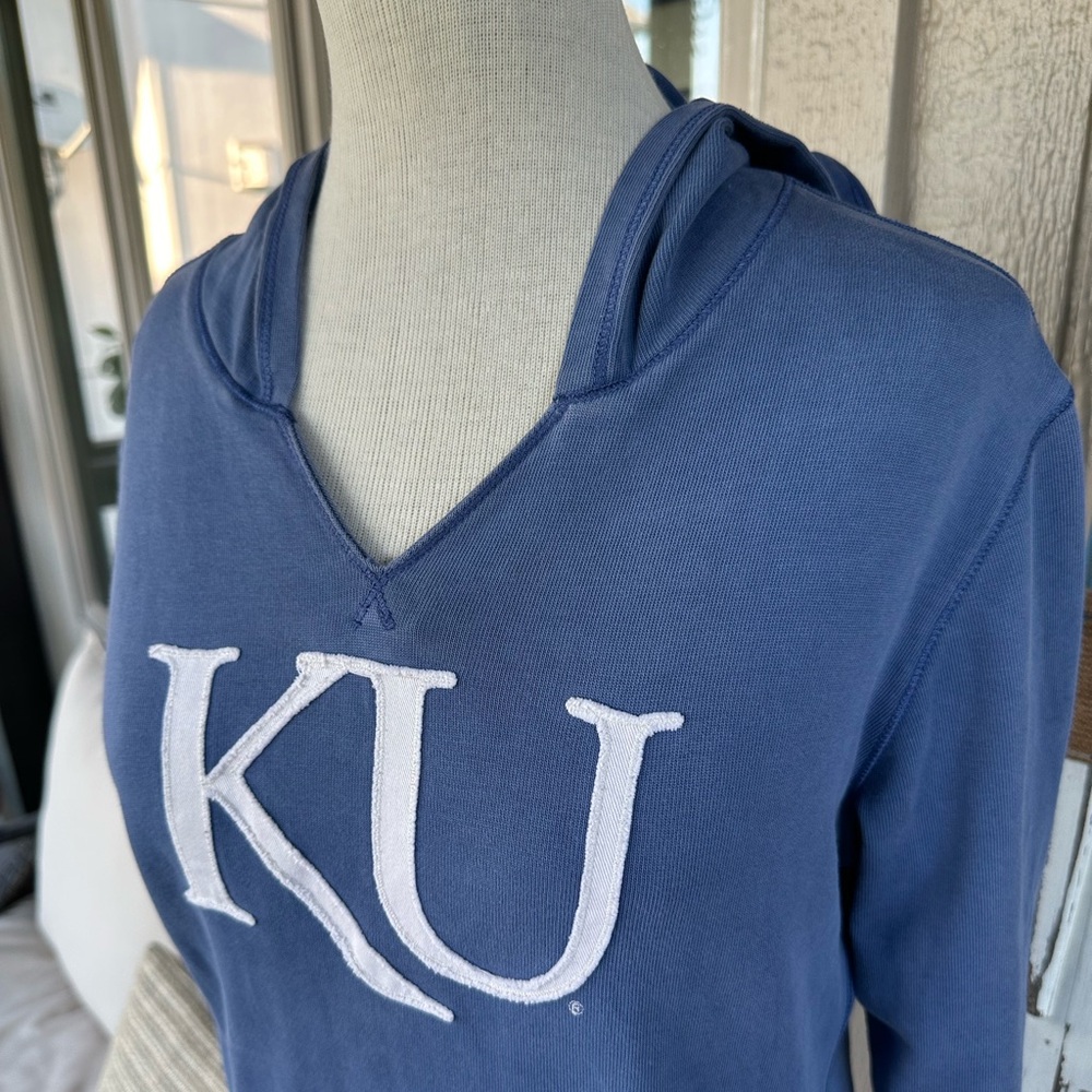 BANNER SUPPLY 🏀 Women’s Retro Style Blue ‘KU JAYHAWKS’ Lightweight Hoodie - LRG